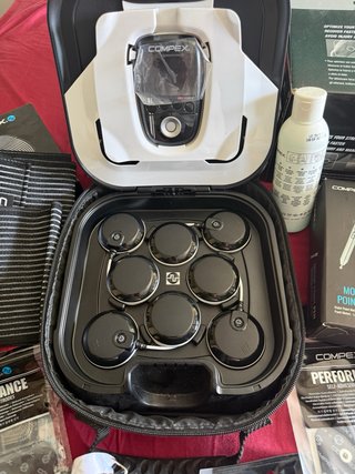 Compex SP 8.0 + pack regalo con 1 mes de uso
