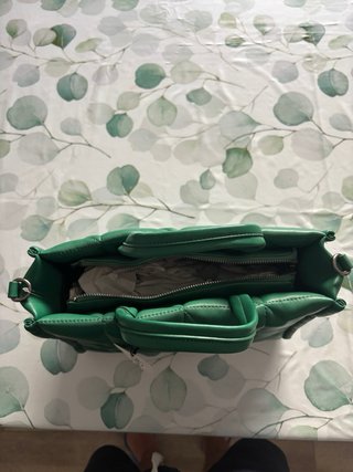 Bolso verde acolchado