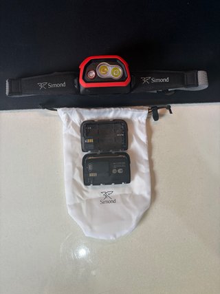 Linterna frontal recargable - 600 lúmenes - HL900