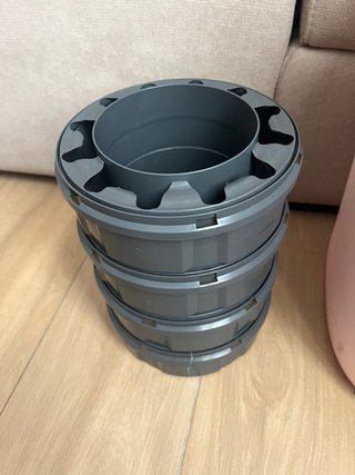 Papelera para pañales Tommee Tippee.