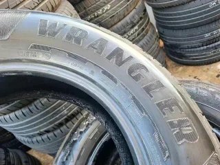 255 65 R18 111H Goodyear - 4 neumáticos +75%
