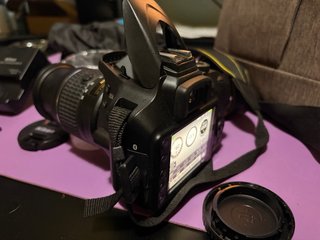 Cámara Nikon D3400 + Accesorios
