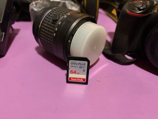 Cámara Nikon D3400 + Accesorios