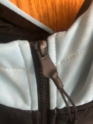 Chaqueta Nike niño azul y negra talla 6/8 años