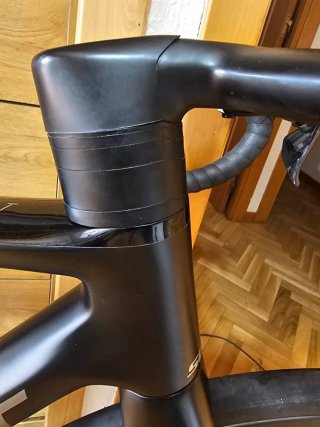Bicicleta Scott Addict RC Carbono