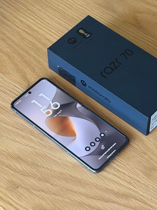 Motorola Razr 70