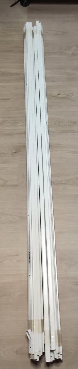 Estructura metálica Algot de Ikea para vestidor