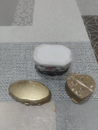 3 Pastilleros Antiguos: Cerámica y Metal