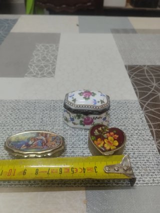 3 Pastilleros Antiguos: Cerámica y Metal