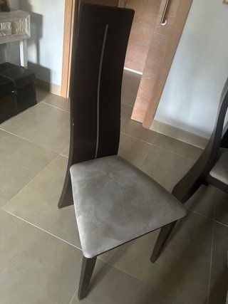 Mesa y 6 sillas comedor