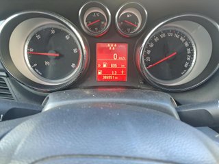 Opel Zafira Tourer 2015