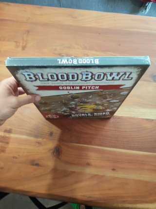 Blood Bowl Goblin Pitch Doble Cara, precintado
