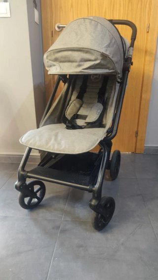 Silla de paseo Cybex EeZy S+ gris