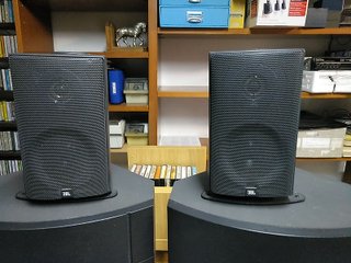 Impresionante set de altavoces JBL Music 1