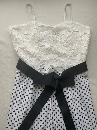 Vestido fiesta blanco y negro