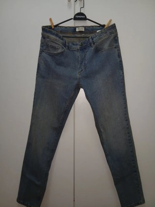 Pantalones H&M Regular Gris Talla 33/32