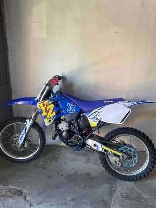 Yamaha YZ 125