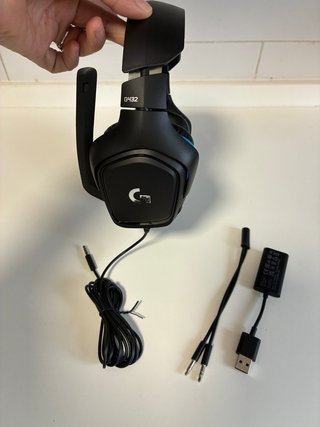Logitech G432 7.1 Surround Sound + Mic