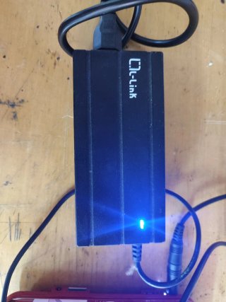 Mini portátil HP Vivienne Tam Edition