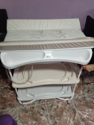 Cambiador bañera para bebé. Regalo saca leches
