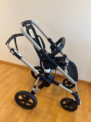 Carrito Bugaboo Fox 2 Gris - Silla + Capazo