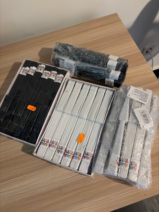 40 Abanicos AMA TOYS (Negro y Blanco) 10€ todo