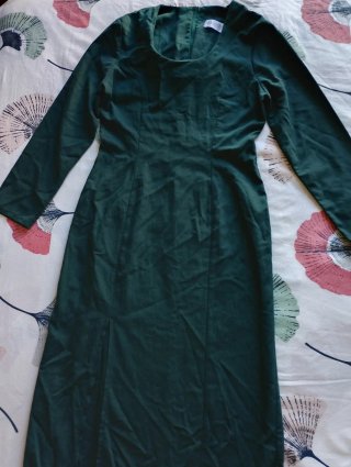 Vestido verde manga larga Talla 12 UK (40)