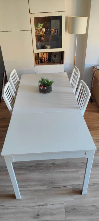 Mesa Comedor IKEA Blanca + 4 Sillas
