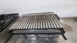 Parrilla industrial 3 fugones