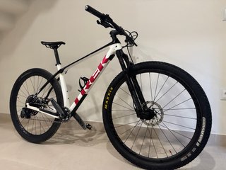 Bicicleta de montaña carbono talla L del 2023