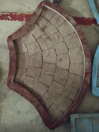 Molde para aceras