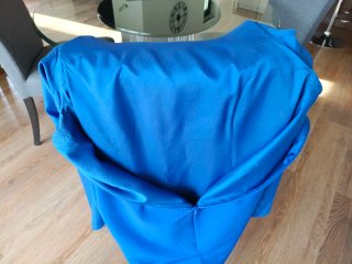 Traje de fiesta azul con chaqueta