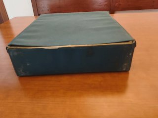 Máquina de escribir Olivetti Dora