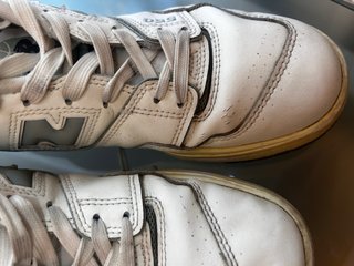 New Balance 550 bianche e grigie