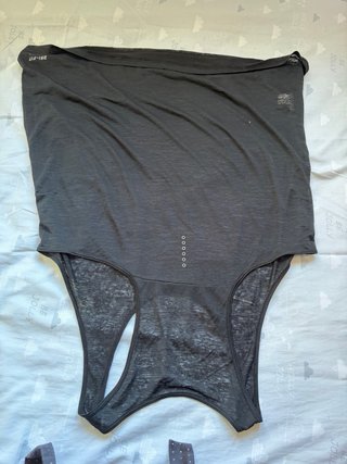 Camiseta Tirantes Nike negro