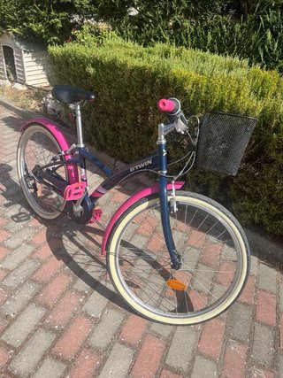 Bicicleta infantil Btwin con cesta y bocina