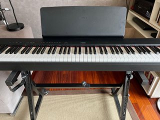 Piano Digital Yamaha P-225 88 Teclas