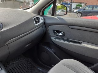 Renault Scenic 2011