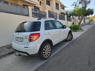 Suzuki SX4 2011 4x4 inteligente 4x2 y 4x4 permanen