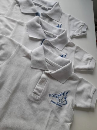 Lote uniforme guardería El Castillo