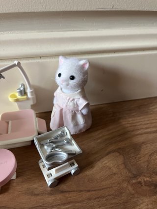 Clínica Dental Sylvanian Families con dentista