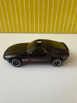 Porsche 928 S Hot Wheels