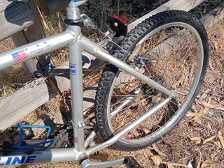 Bicicleta BH Top Line 650 ALU 300