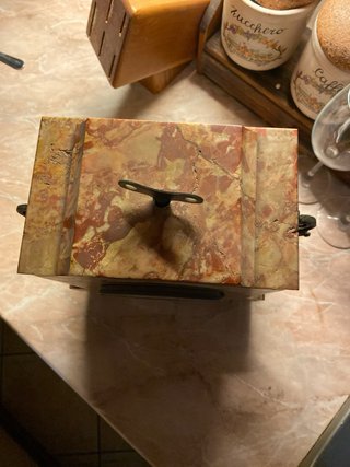 Orologio da tavolo in marmo