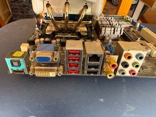 Placa ASUS M4A785GHTPC+ Phenom X4 + 4GB RAM