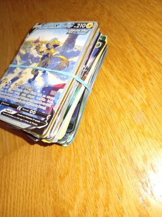 Lote Cartas Pokémon V