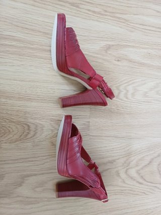 Sandalias WSP Piel Rojas Talla 37 Nuevas.