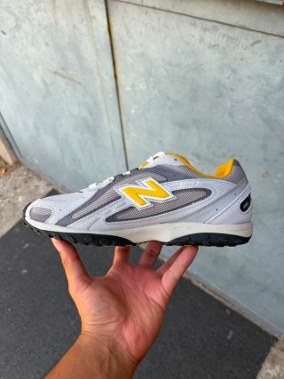 New Balance 204 Grigio Giallo
