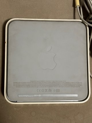 Apple AirPort A1143