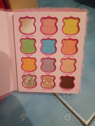 PALETTE SHEGLAM CARE BEARS